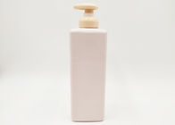 füllt kundenspezifische Kosmetik 500ml rosa quadratische Sprühflasche-Wertstoffe ab
